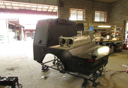 9-390 - RIVAL APACHE SII 40 Portable Rig Welding Deck (1)