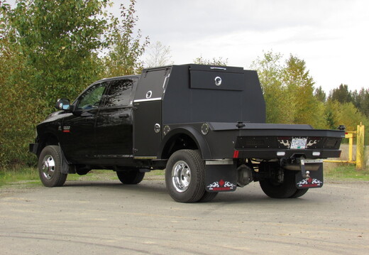 Rival Paladin II 56 -- Modular Welder Rig Truck Deck -- Folka (1)