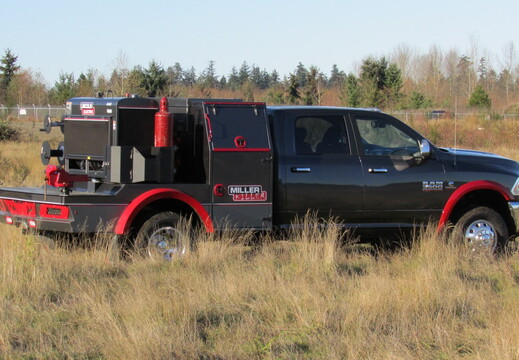 Rival Paladin II 56 -- Modular Welder Rig Truck Deck -- Lincoln (4)