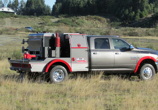 Rival Paladin II 56 -- Modular Welder Rig Truck Deck -- Lincoln (23)
