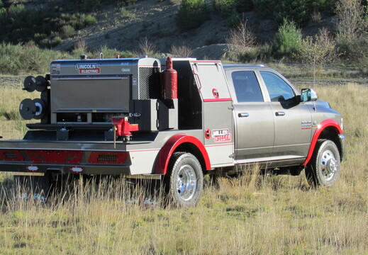 Rival Paladin II 56 -- Modular Welder Rig Truck Deck -- Lincoln (25)