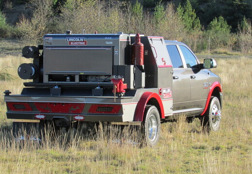 Rival Paladin II 56 -- Modular Welder Rig Truck Deck -- Lincoln (26)