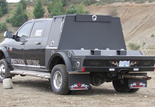 9-366 - Paladin XII 38 - Darryl - Precision Welding (41) (Custom)