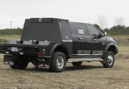 9-366 - Paladin XII 38 - Darryl - Precision Welding (36) (Custom)