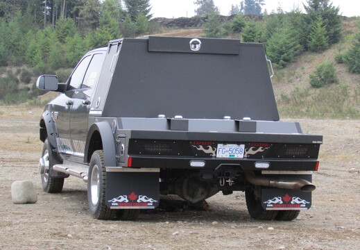 9-366 - Paladin XII 38 - Darryl - Precision Welding (40) (Custom)