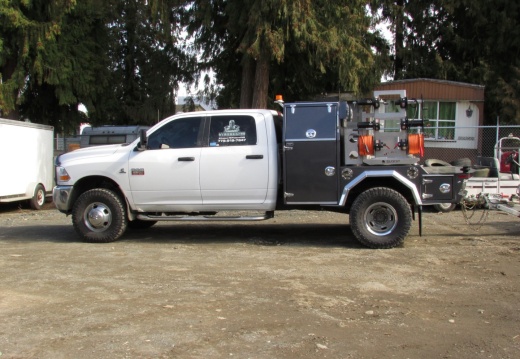 9-378 RIVAL PALADIN II 56 Portable Rig Welding Deck (3)