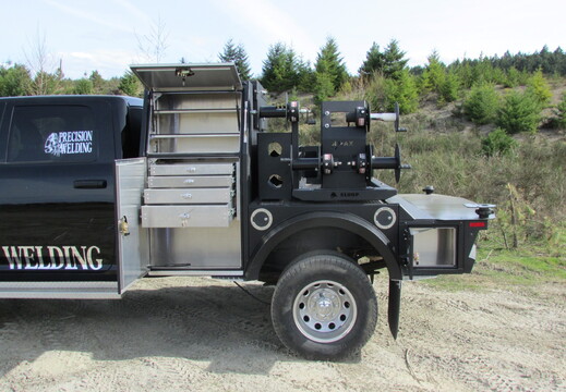 9-385 - RIVAL PALADIN II 56 -- Portable Pipeline Rig Welder's Truck Deck (6)