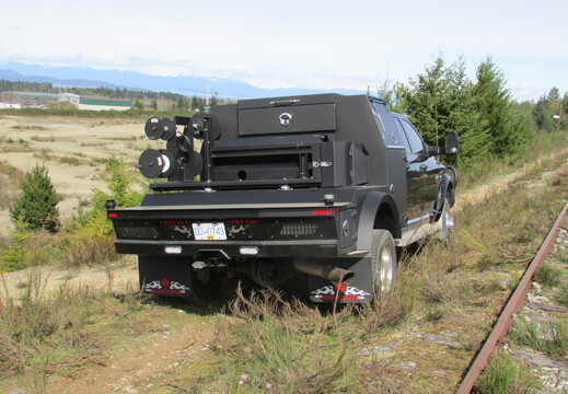 9-385 - RIVAL PALADIN II 56 -- Portable Pipeline Rig Welder's Truck Deck (12)