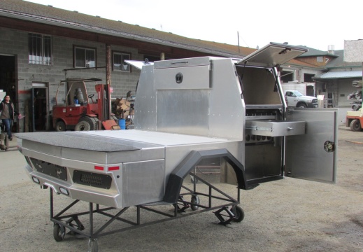 9-389 PALADIN II 56 Portable Rig Welders Truck Deck (10)