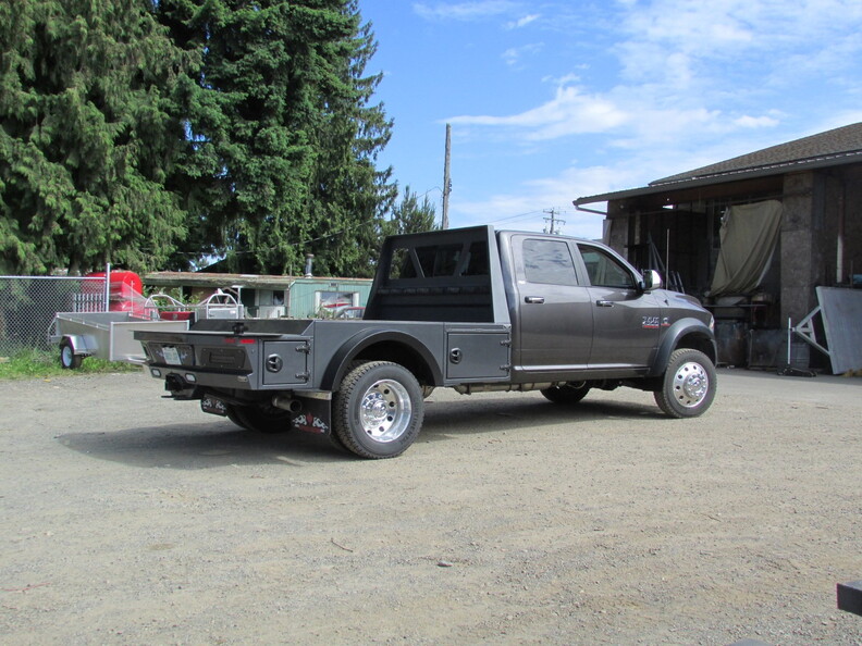 9-416 Rival Paladin 60 Modular Flat Deck (1).JPG