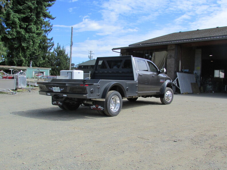 9-416 Rival Paladin 60 Modular Flat Deck (2).JPG
