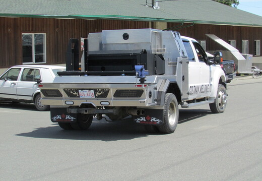 9-418 Rival Paladin Custom 56 Portable Rig Welder's Truck Deck (2)