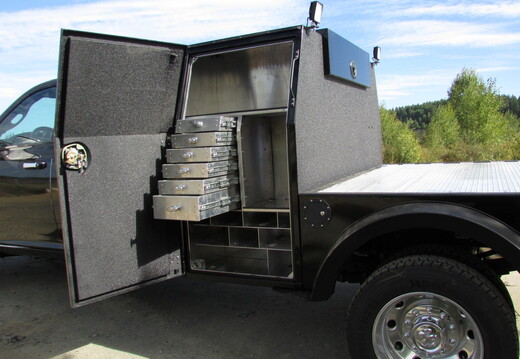 9-422 -- RIVAL PALADIN CUSTOM II 60 Portable Rig WElders Deck (12)