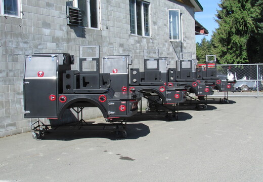 9-424 Rival Paladin II 56 Continental Edition Welder's Rig Truck Deck (1)
