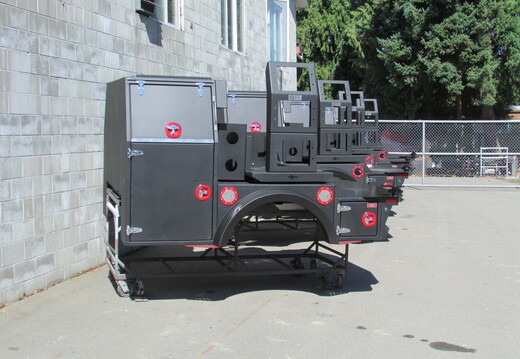 9-424 Rival Paladin II 56 Continental Edition Welder's Rig Truck Deck (2)