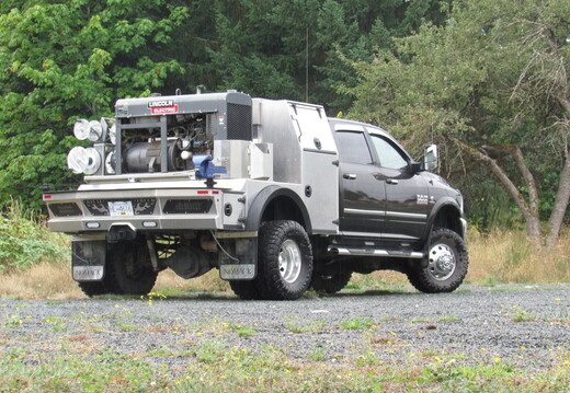 9-443 PALADIN II 56 Professional Rig Welder's Truck Deck (3)