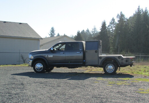 9-505 - RIVAL PALADIN IV 60 Portable Rig Welder's Truck Deck (24)