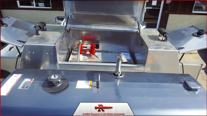 9-680 - Paladin II 60 Bare Aluminum 3.png