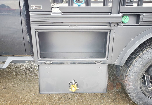 9-889 - Raider D 56 - Motion Mechanica