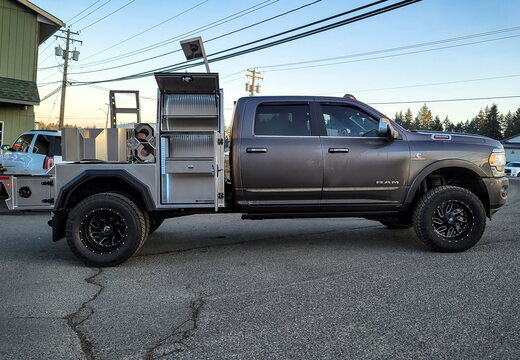 9-1017 - Paladin II 56 -- Jordan Khan (17)