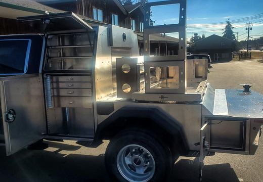 9-1010 Apache II 56 -- Weston Manufacturing (2)