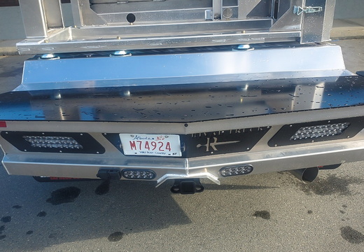 9-1010 Apache II 56 -- Weston Manufacturing (4)