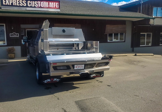 9-1010 Apache II 56 -- Weston Manufacturing (8)