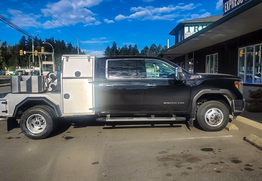 9-1010 Apache II 56 -- Weston Manufacturing (13)