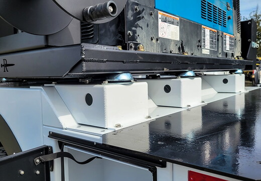 9-1051 - 2023 Paladin S X 38 -- J.L (19)