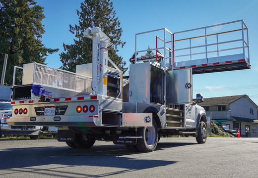 9-1167 - Saanich Custom Sign Service Bodies