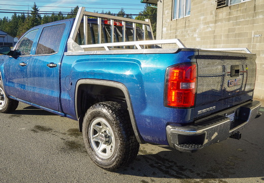 BLUE GMC HEADACHE RACK AND RAILS (20)