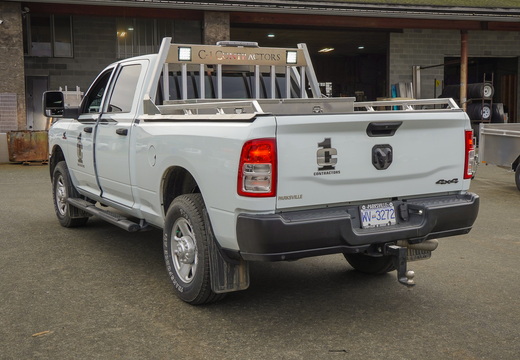 C1 CONTRACTORS HEADACHE RACK AND RAILS (3)