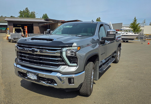Silver Chevy Headache Rack and Rails (7)