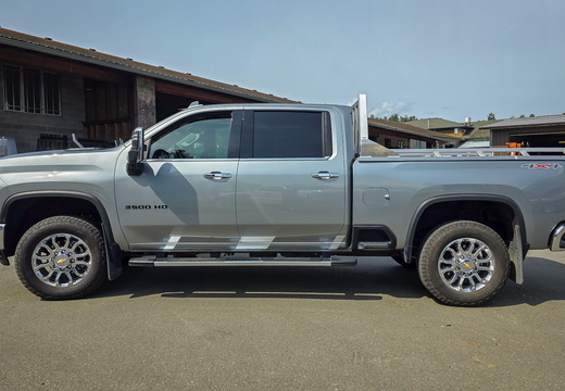 Silver Chevy Headache Rack and Rails (8)